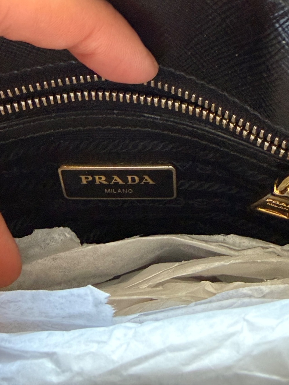 Prada bag - Picture 9 of 9